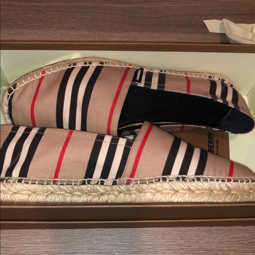 Burberry Espadrille like new. Only worn once!